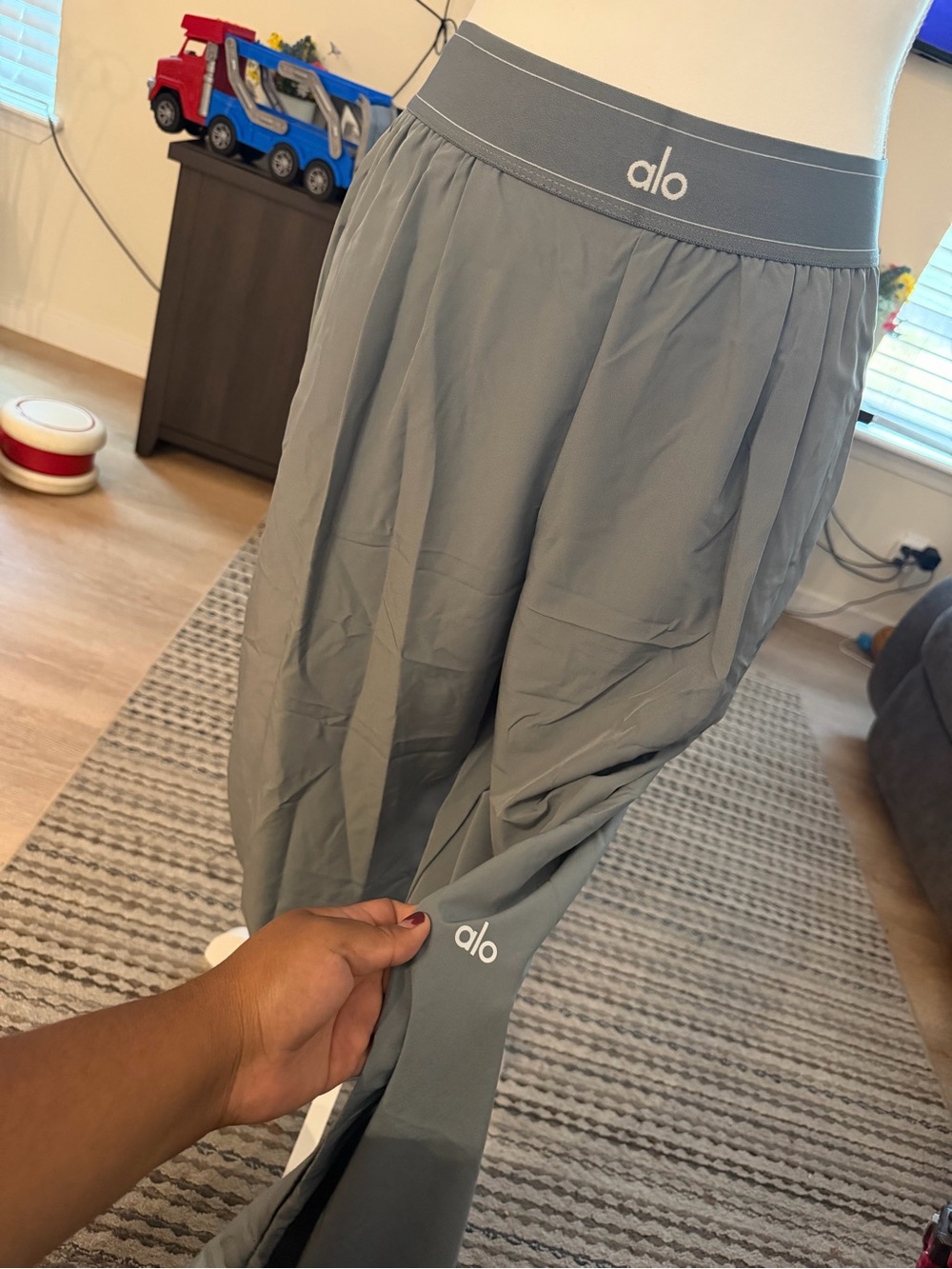 Pants with gray logo wide leg